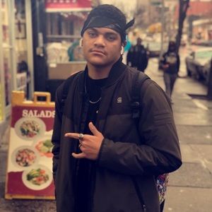 Meet your Posher, Christian